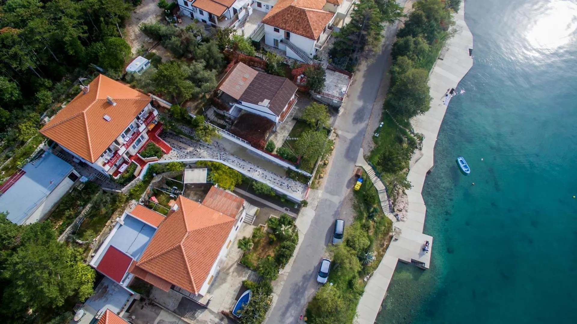 Seafront Apartment With Balcony-50 M From The Sea Silo  0*, Silo (Krk) Croatia